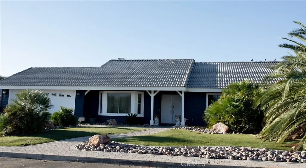 Single Family Residence for sale at 12559 Valewood, Victorville, CA featuring 4 beds and 2 baths