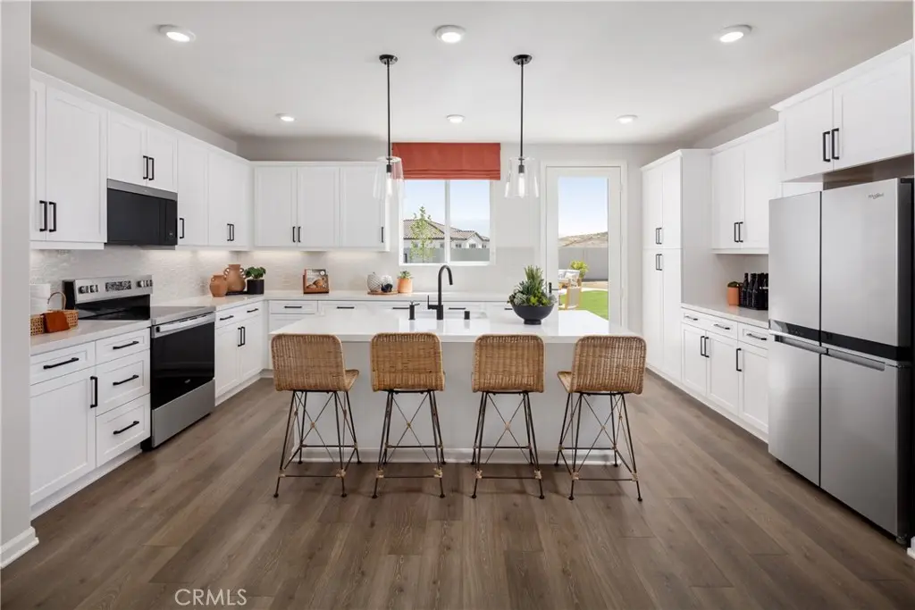 31084 Ferguson Court, Winchester, CA — listing photo 1