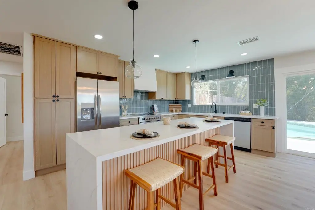 Single Family Residence for sale at 10236 Lake Meadow Lane, Escondido, CA featuring 6 beds and 4 baths