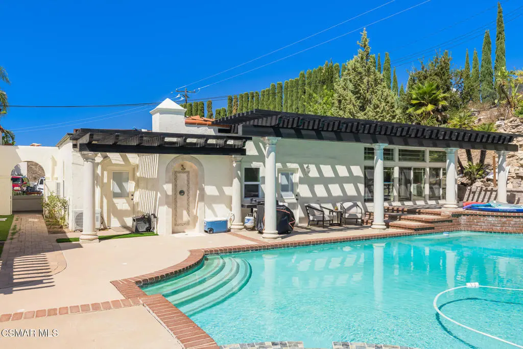 3192 Sycamore Drive Adu, Simi Valley, CA — listing photo 1