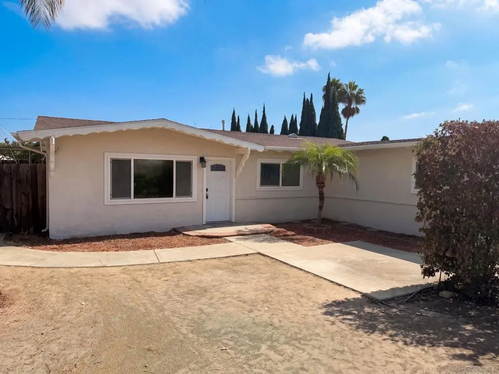 3924 Grandon, San Marcos, CA — listing photo 1