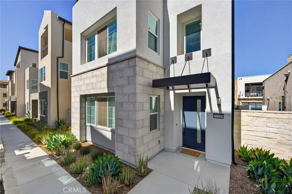 27216 Coyote Bush Court, Valencia, CA — listing photo 1