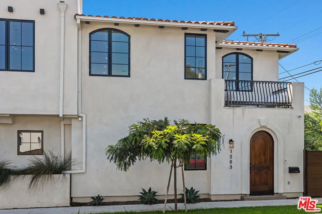 1203 N Vista Street, West Hollywood, CA — listing photo 1