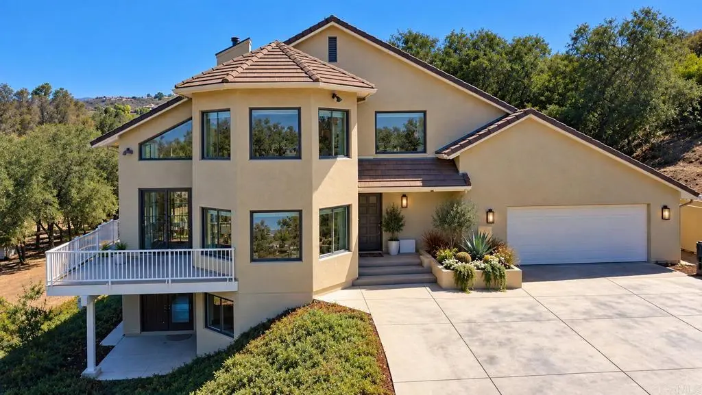 26285 Calle De Encinas, Valley Center, CA — listing photo 1