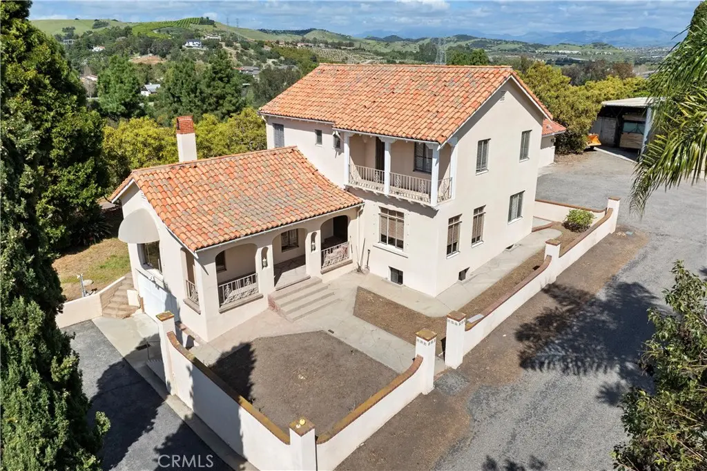 31202 Camino Lacouague, San Juan Capistrano, CA — listing photo 1