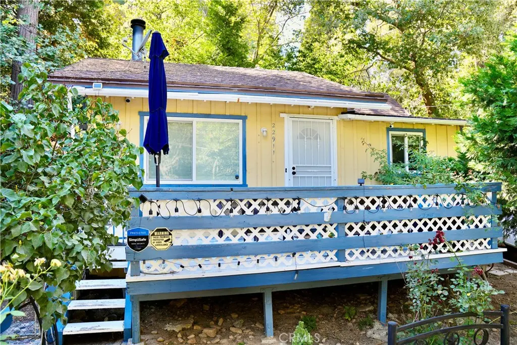 22911 Redwood, Crestline, CA — listing photo 1