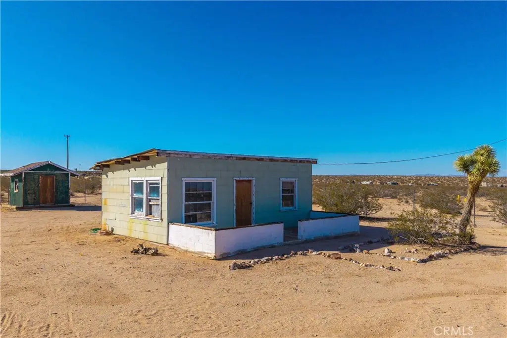 65055 Pluto Street, Joshua Tree, CA — listing photo 1
