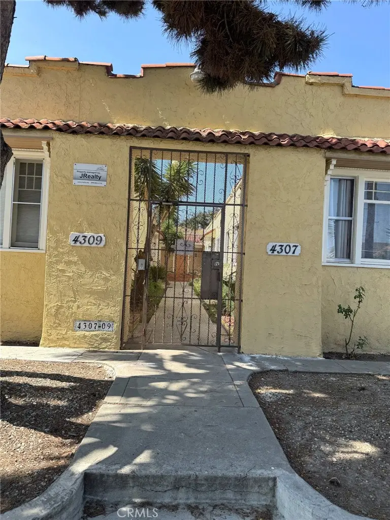 4307 S Normandie, Los Angeles, CA — listing photo 1