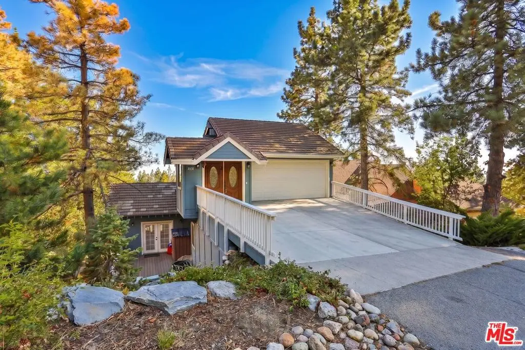 30139 Enchanted Way, Running Springs, CA — listing photo 1