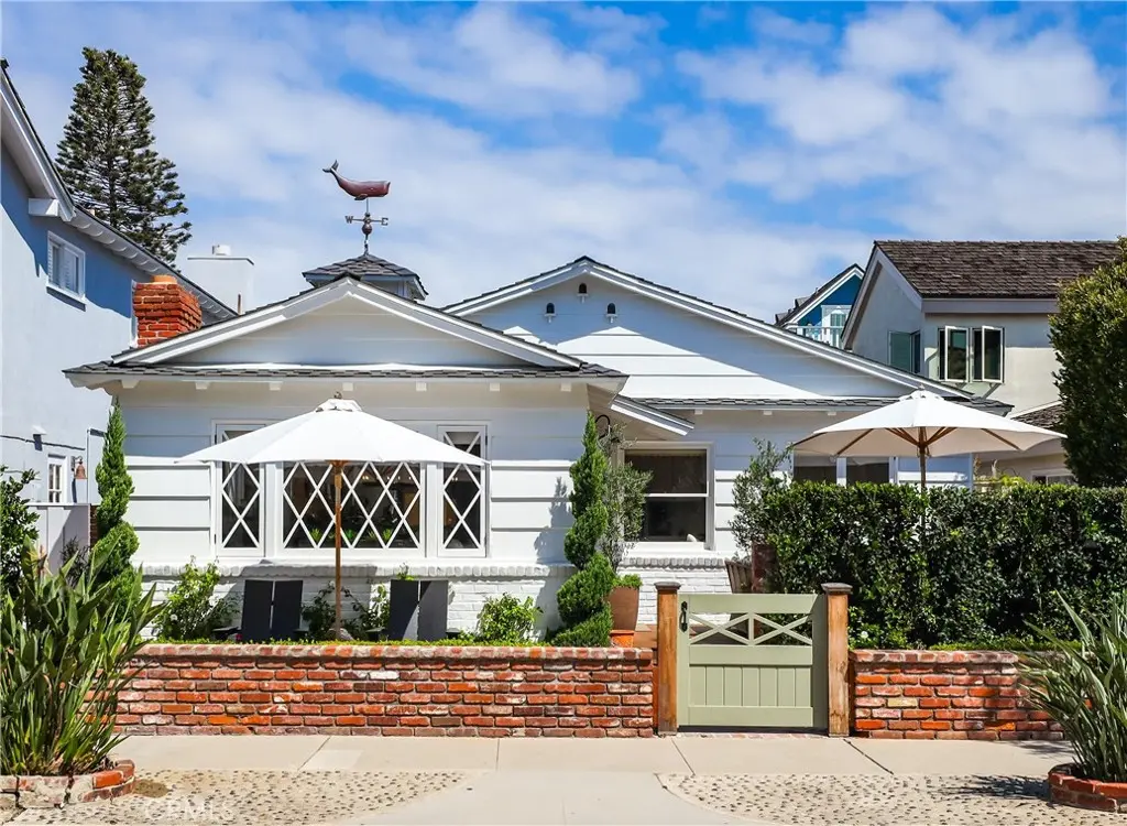 2004 E Ocean Boulevard, Newport Beach, CA — listing photo 1