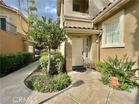 Condominium for rent at 1307 Elmhurst, Irvine, CA featuring 3 beds and 3 baths