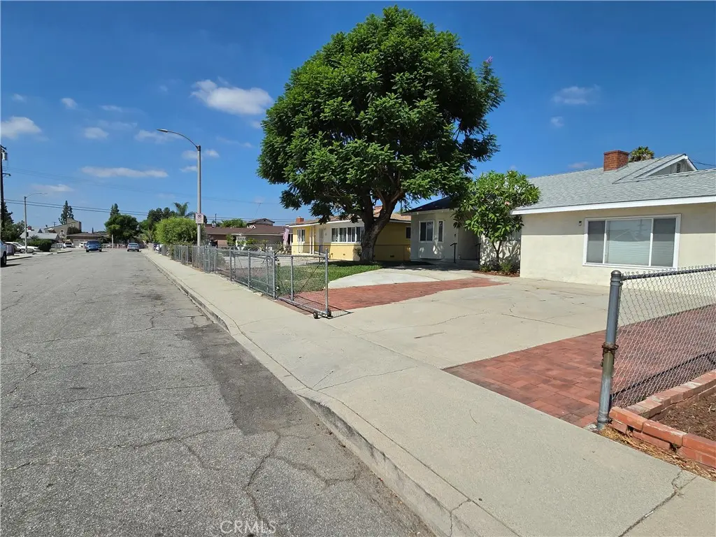 1695 James Pl, Pomona, CA — listing photo 1