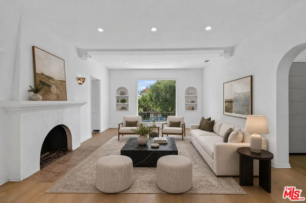 Single Family Residence for rent at 900 S Wooster Street 2, Los Angeles, CA featuring 3 beds and 2 baths