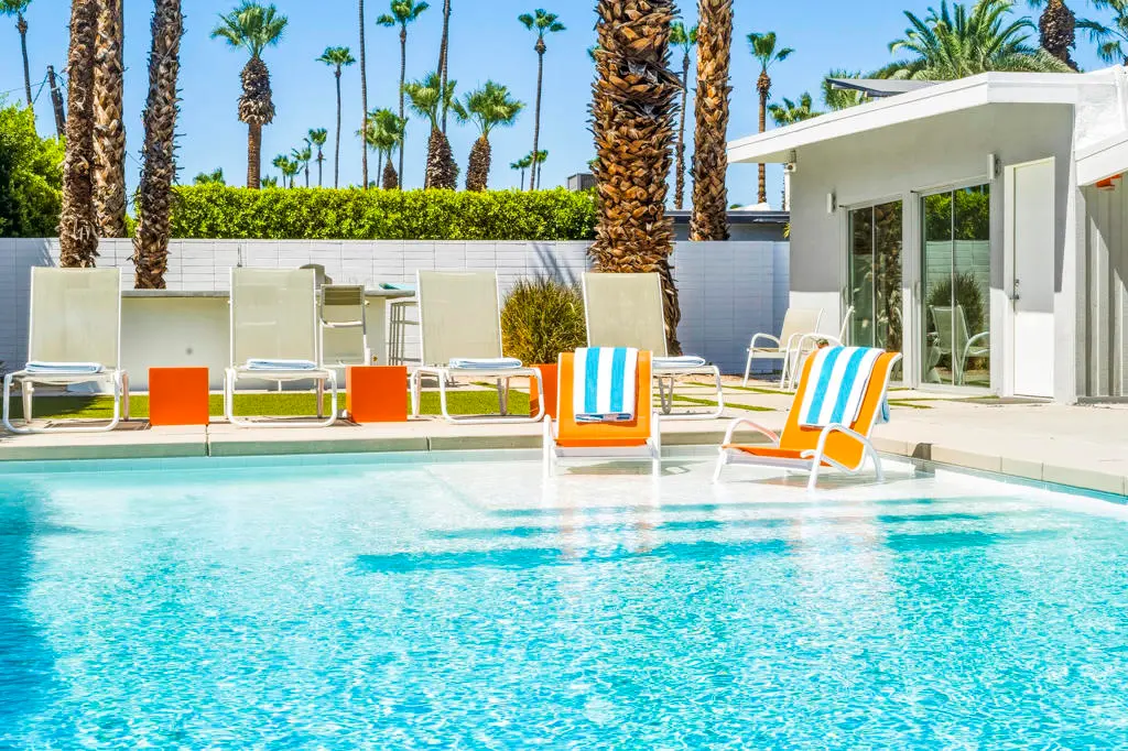 1877 S Navajo Drive, Palm Springs, CA — listing photo 1