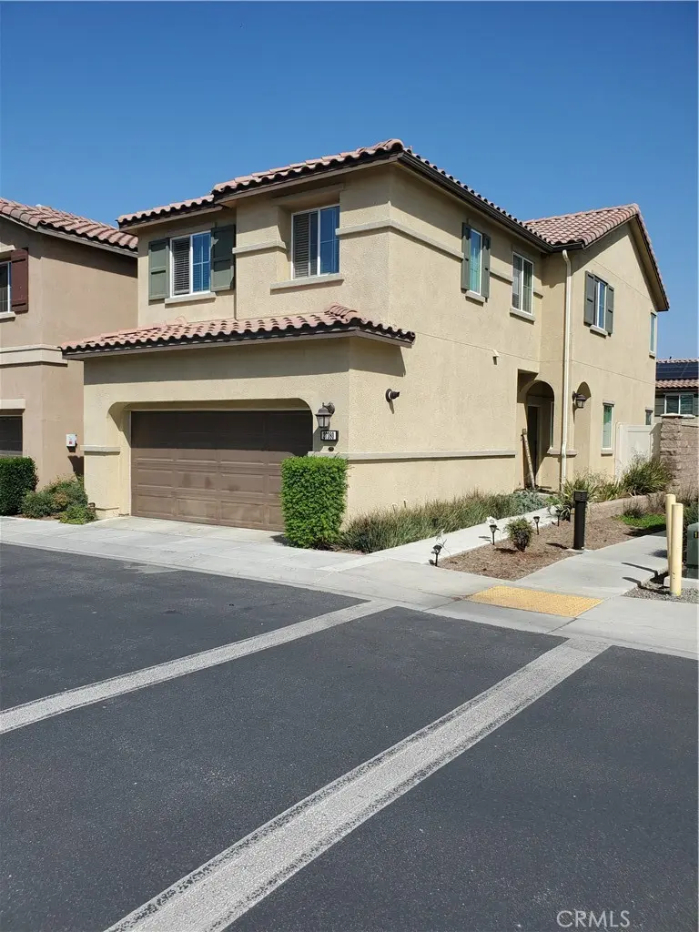27380 Basalt, Moreno Valley, CA — listing photo 1
