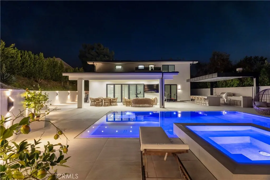 2125 Ashington Drive, Glendale, CA — listing photo 1