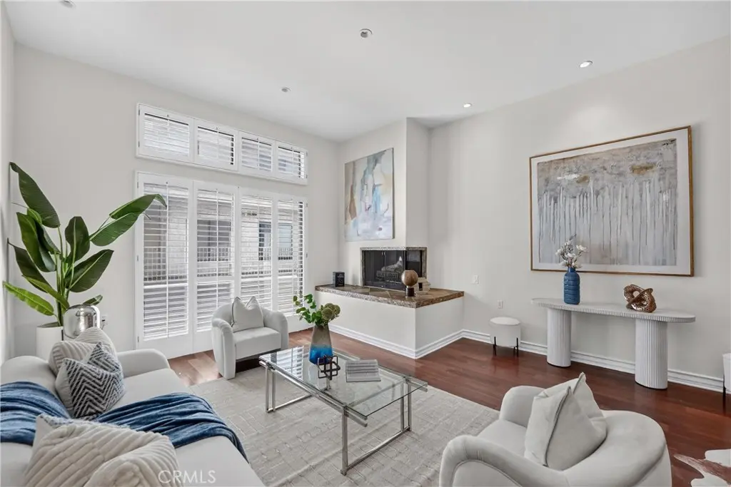 1271 Stoner Avenue 308, Los Angeles, CA — listing photo 1