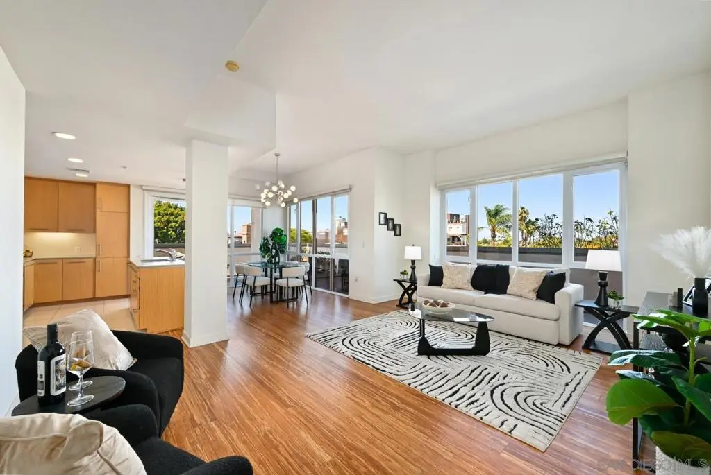 845 Fort Stockton Dr. 303, San Diego, CA — listing photo 1