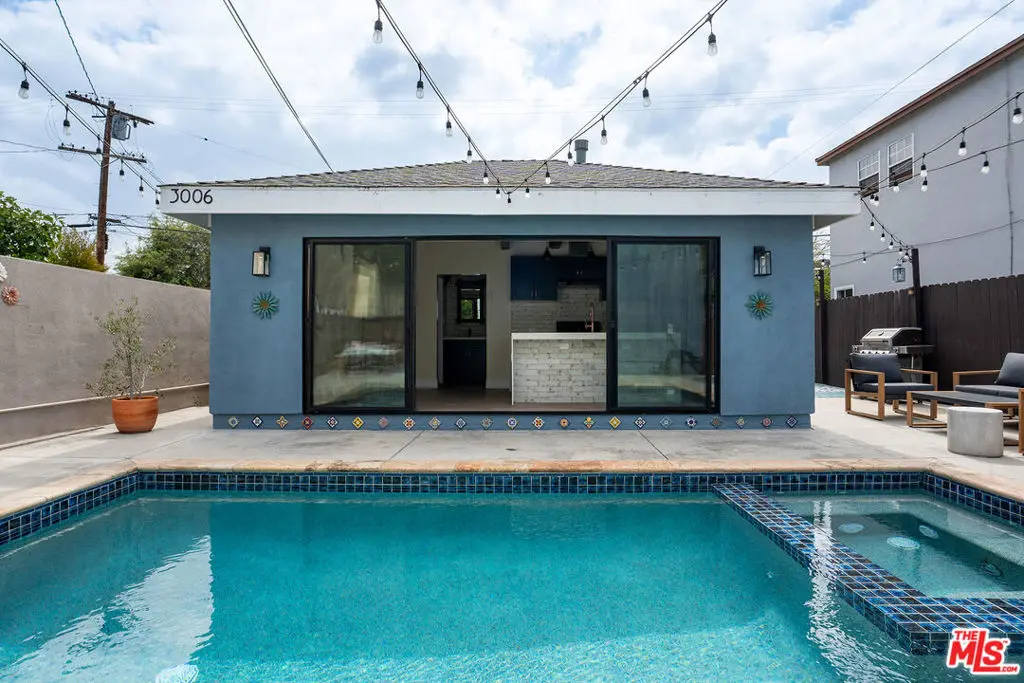 Residential Lease for rent at 3006 Acresite Street, Los Angeles, CA featuring 1 bed and 1 bath