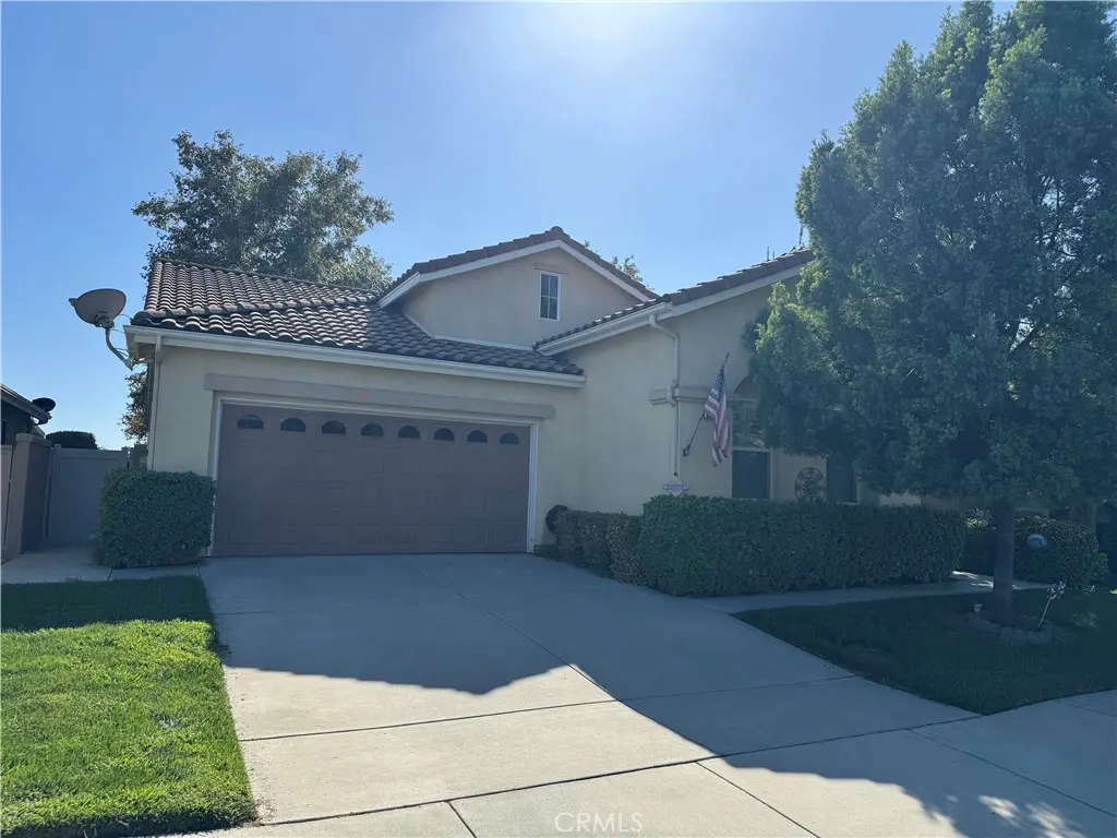 Single Family Residence for sale at 28263 Long Meadow, Menifee, CA featuring 2 beds and 2 baths