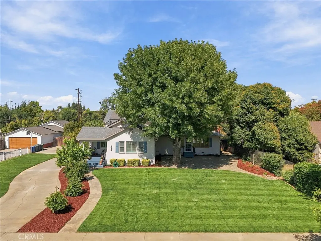 Single Family Residence for sale at 611 E 20th Street, Merced, CA featuring 4 beds and 3 baths