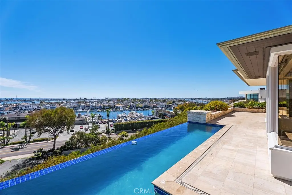 1535 Dolphin Terrace, Corona Del Mar, CA — listing photo 1