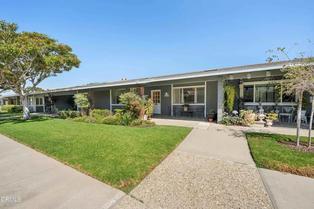 131 E Alta Green, Port Hueneme, CA — listing photo 1