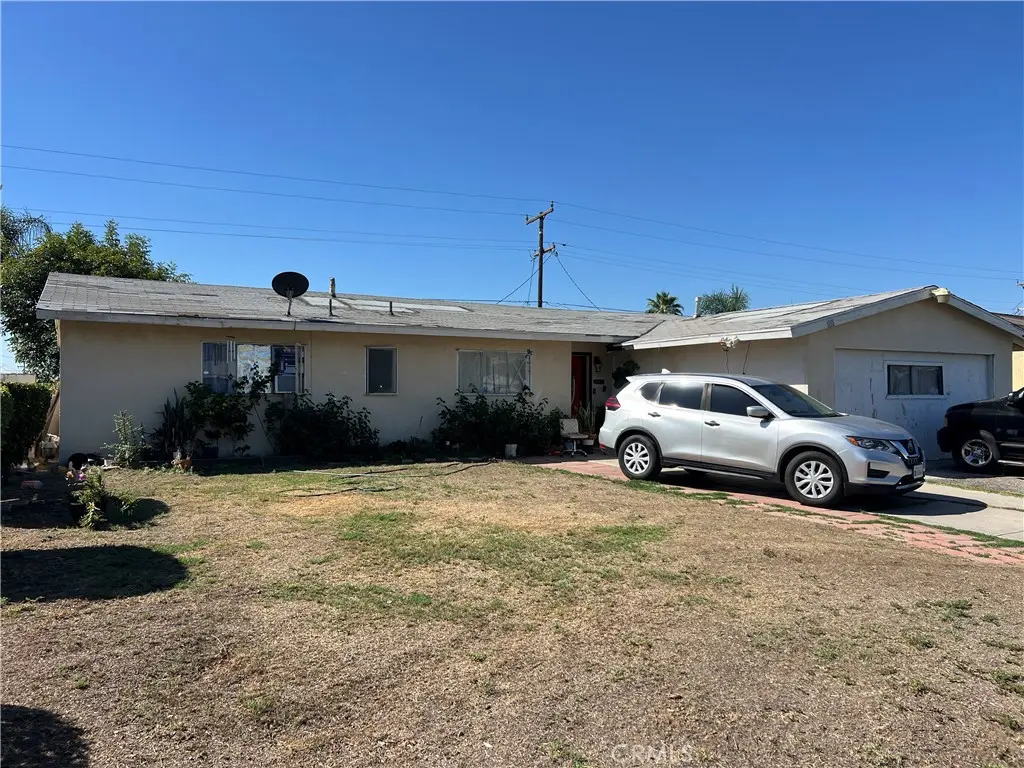 535 W Van Koevering, Rialto, CA — listing photo 1