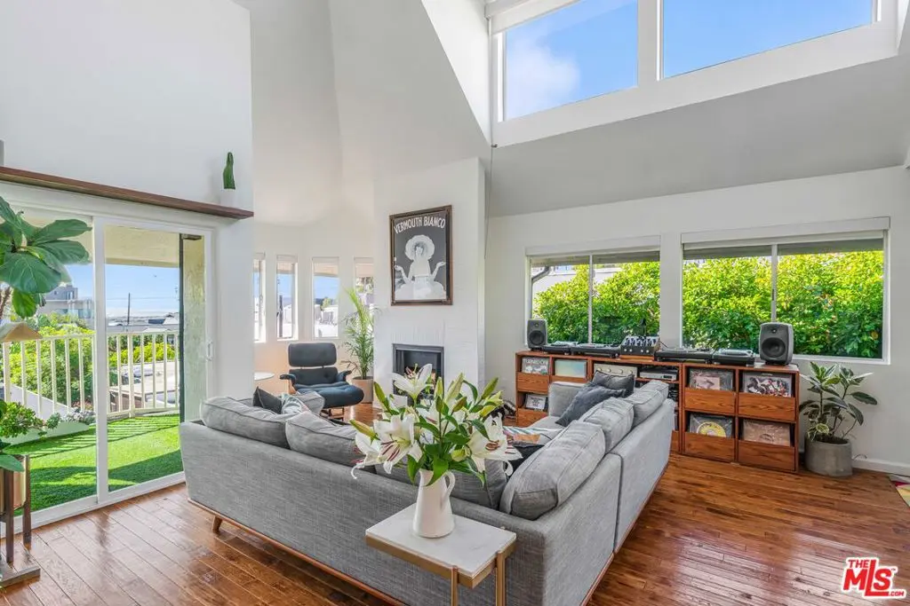 24 Westwind Street C, Marina Del Rey, CA — listing photo 1