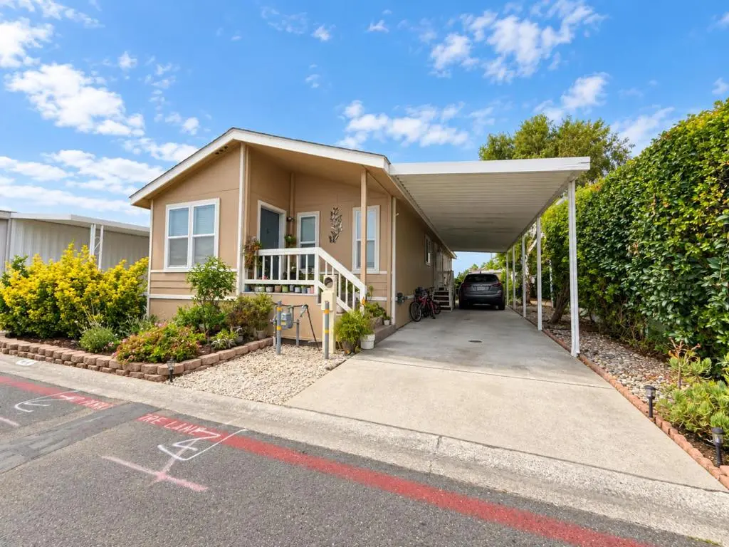 Manufactured In Park for sale at 1220 Tasman 414, Sunnyvale, CA featuring 3 beds and 2 baths