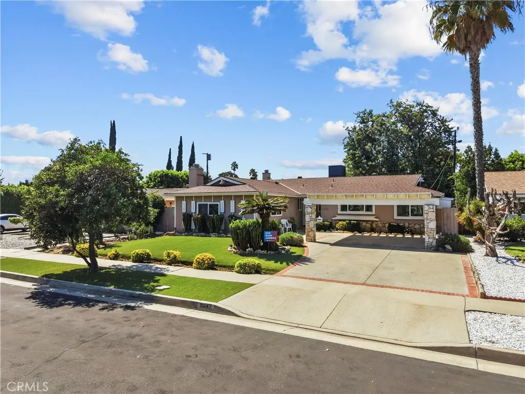 10147 Monogram, North Hills, CA — listing photo 1