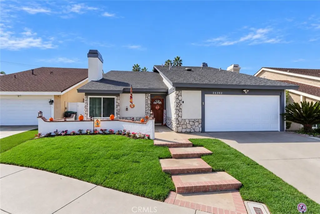 Single Family Residence for sale at 25362 Juniper, Mission Viejo, CA featuring 4 beds and 3 baths