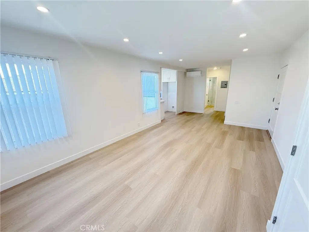 4123 Ocean View Blvd 3, Montrose, CA — listing photo 1
