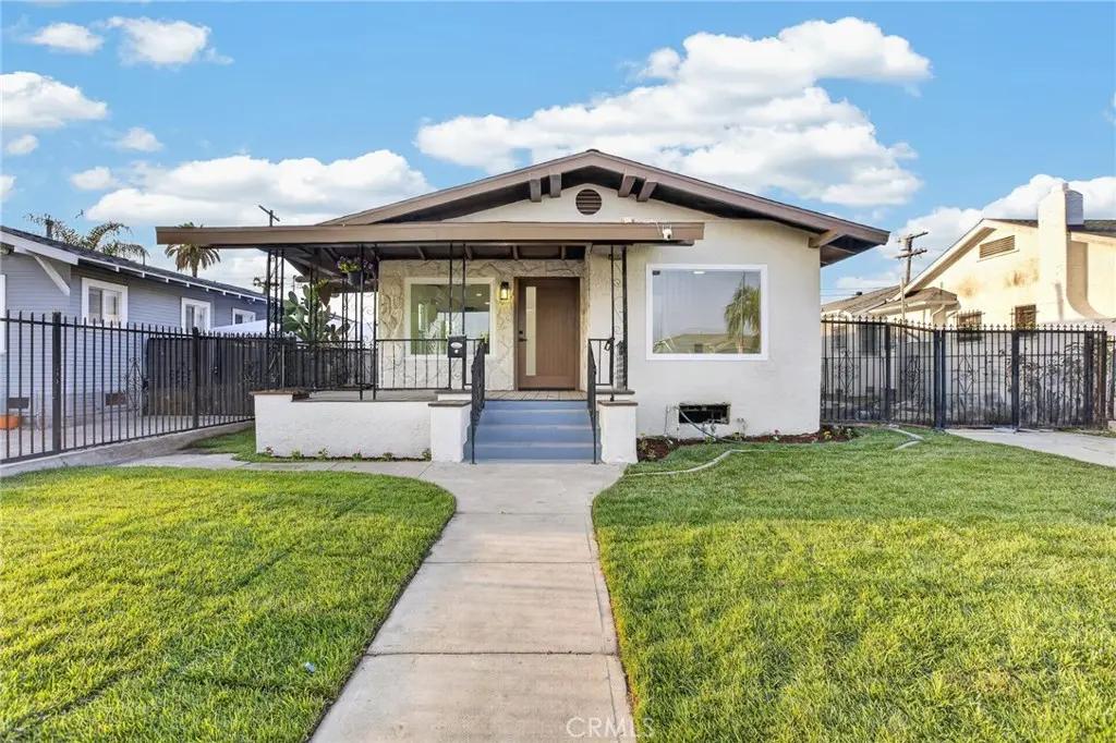 1116 W 76th Street, Los Angeles, CA — listing photo 1