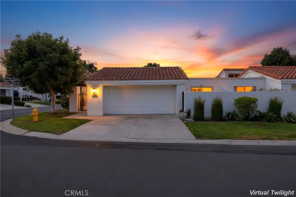 Condominium for sale at 31911 Via Flores 27, San Juan Capistrano, CA featuring 3 beds and 2 baths
