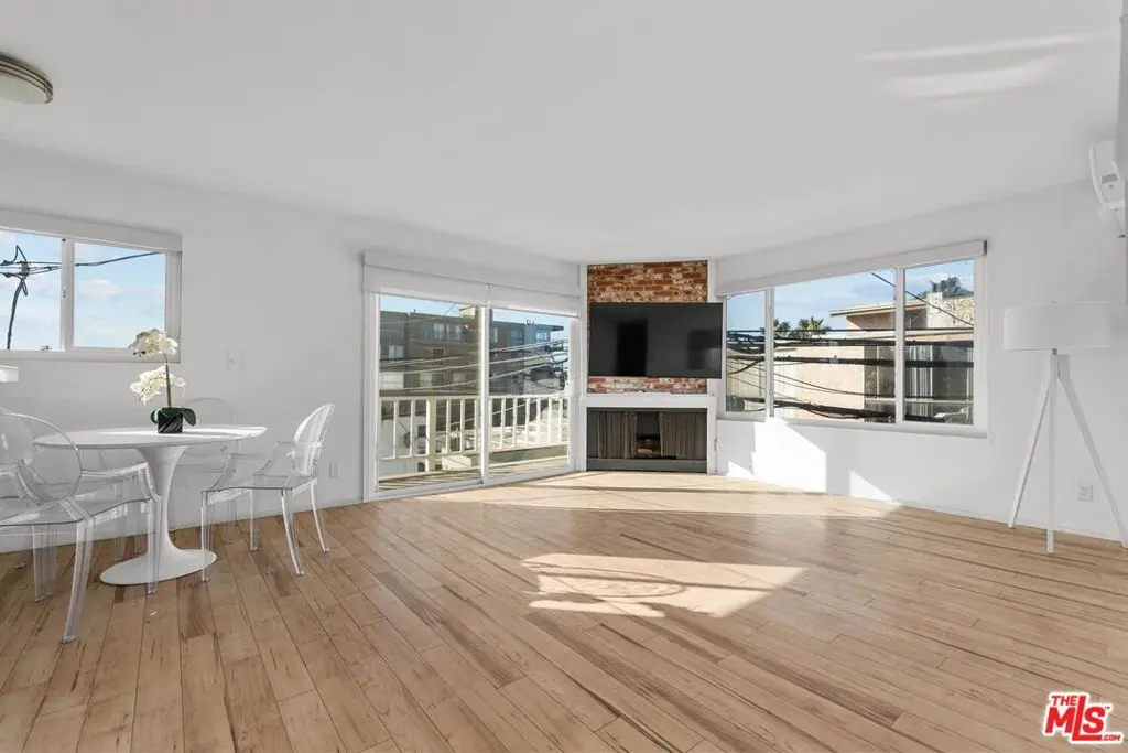 10 19th Avenue 9, Venice, CA — listing photo 1