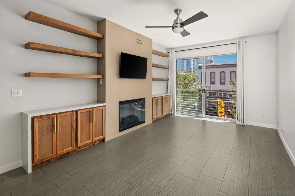 445 Island 321, San Diego, CA — listing photo 1