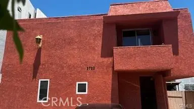 Apartment for rent at 3720 Kelton 5, Los Angeles, CA and 1 bath
