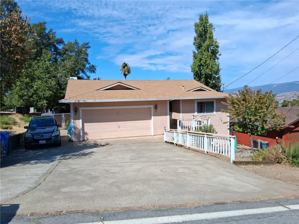 3215 Marina View Dr, Kelseyville, CA — listing photo 1