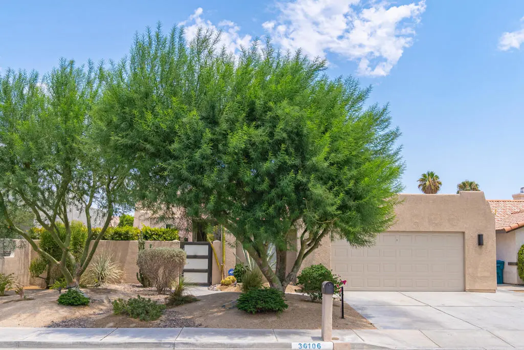 Residential Lease for rent at 30106 Avenida Alvera, Cathedral City, Riverside County, CA featuring 3 beds and 3 baths
