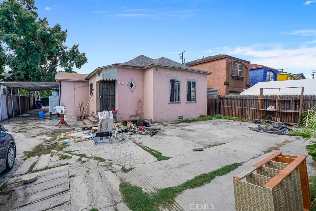 2424 E 115th, Los Angeles, CA — listing photo 1