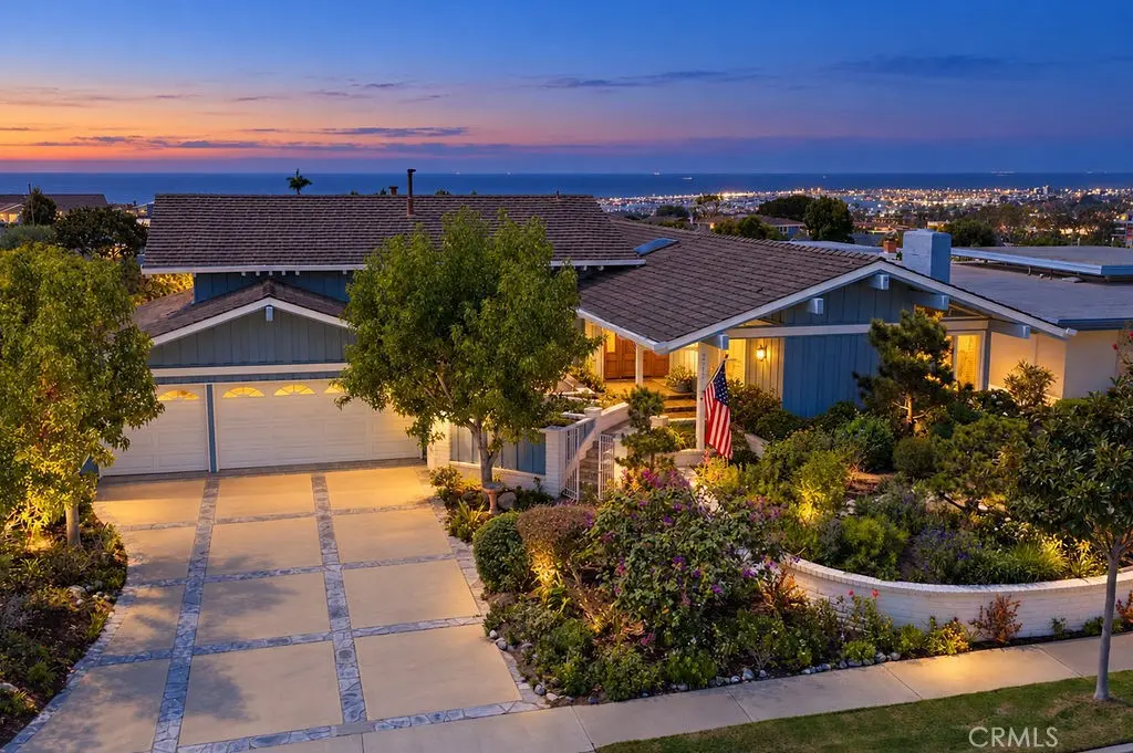 2715 Island View Drive, Corona Del Mar, CA — listing photo 1