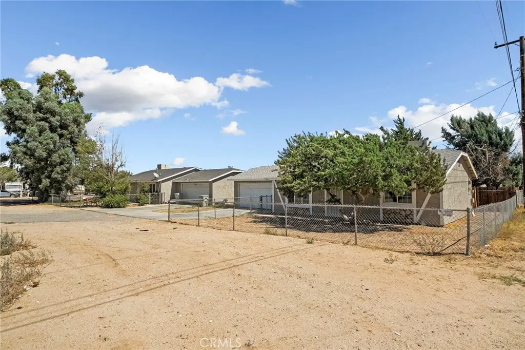9891 3rd Avenue, Hesperia, CA — listing photo 1