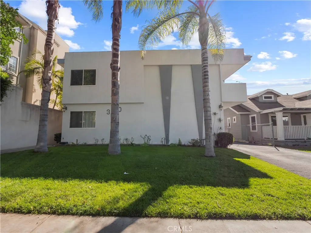 350 W Wilson, Glendale, CA — listing photo 1