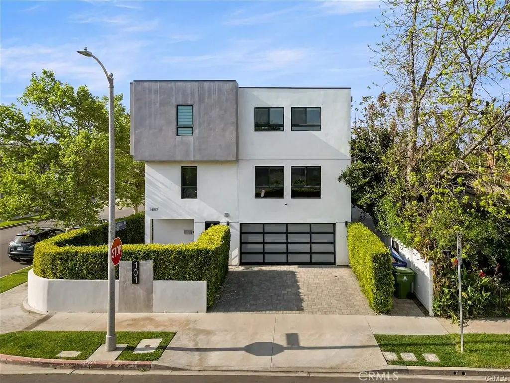 14157 Tiara Street 101, Sherman Oaks, CA — listing photo 1