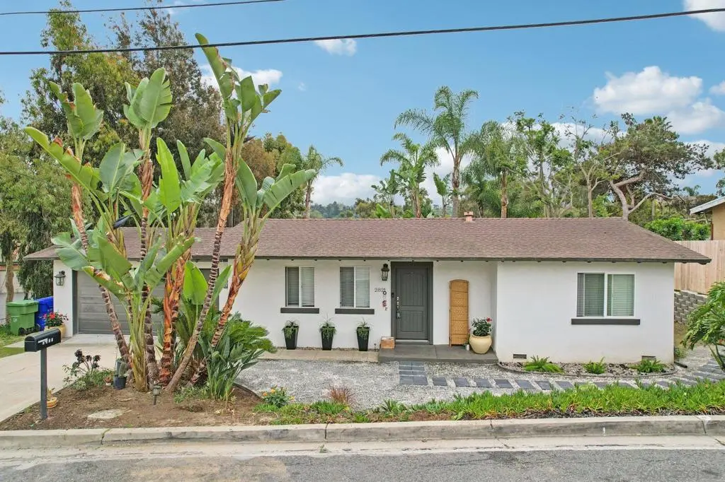 Single Family Residence for sale at 2821 Macdonald, Oceanside, CA featuring 3 beds and 2 baths