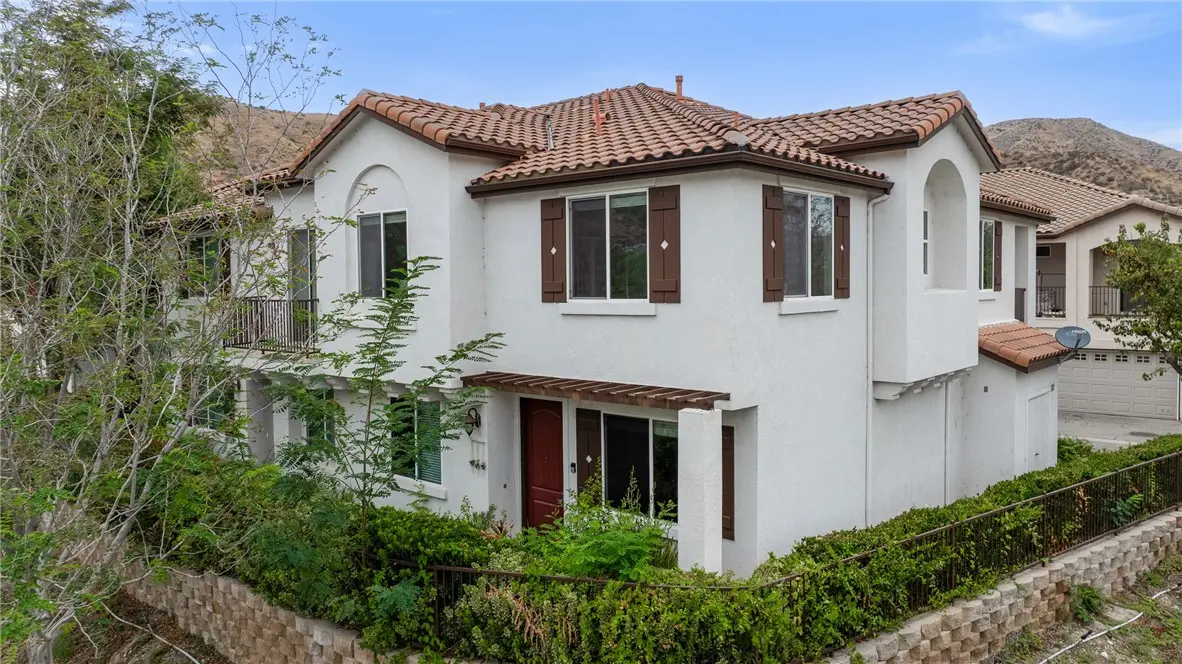 28024 Catherine, Canyon Country, CA — listing photo 1
