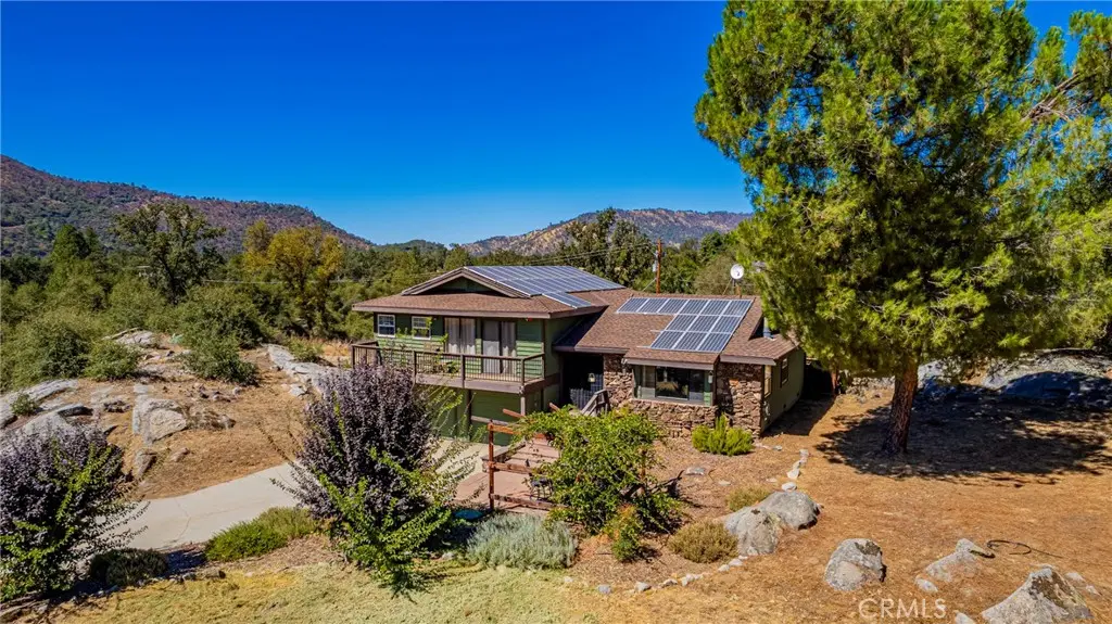 41133 41129 Highway 49, Oakhurst, CA — listing photo 1