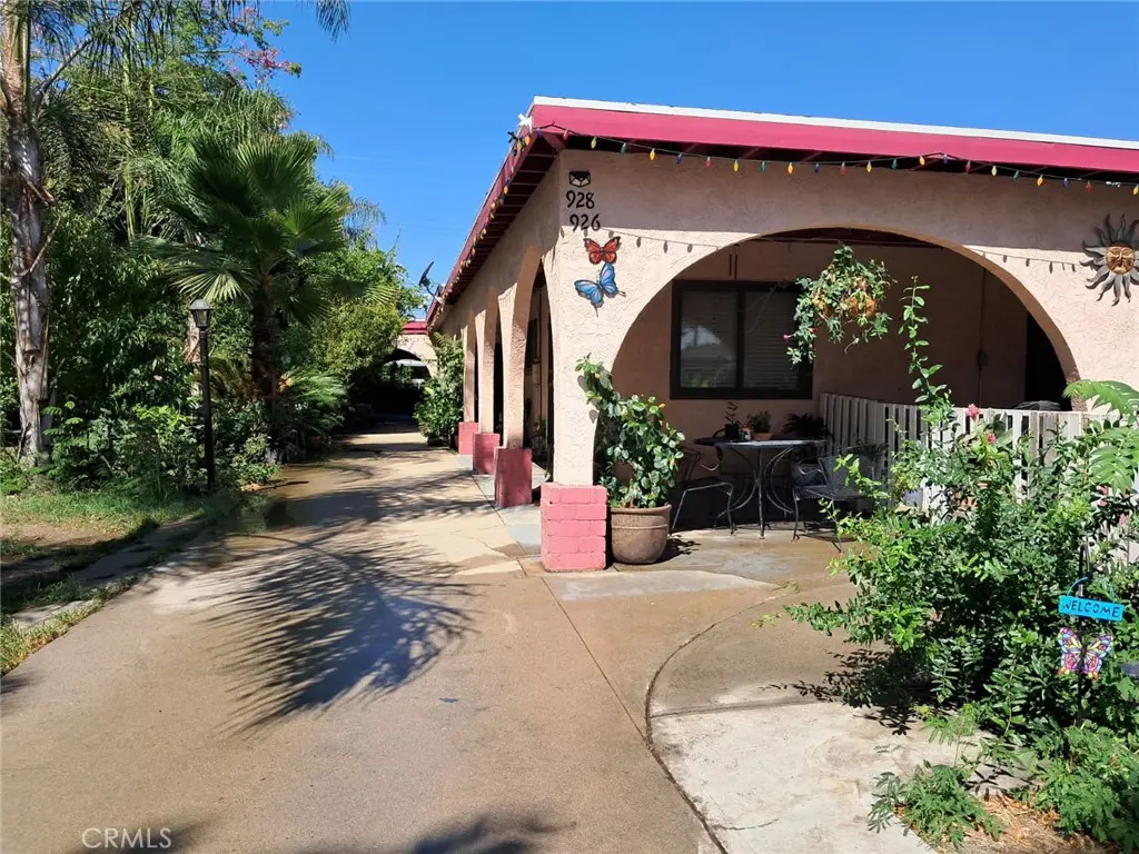 928 & 926 S Hope Avenue, Ontario, CA — listing photo 1