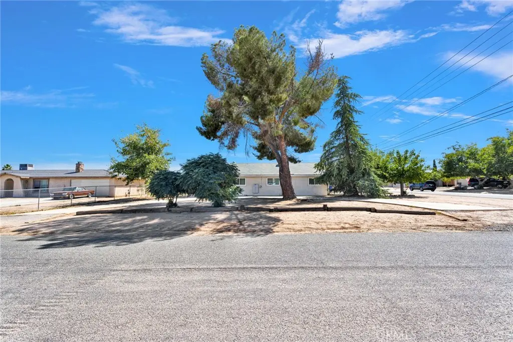 13015 La Habra, Victorville, CA — listing photo 1